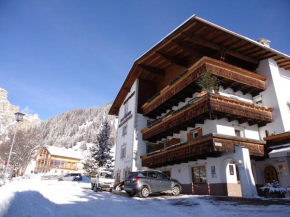 Albergo Alisander Corvara